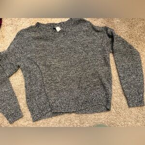 Women's Gray Sweater